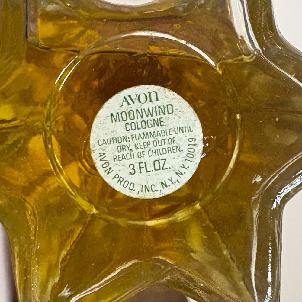 💚Avon Vintage Moonwind Tree Bottle